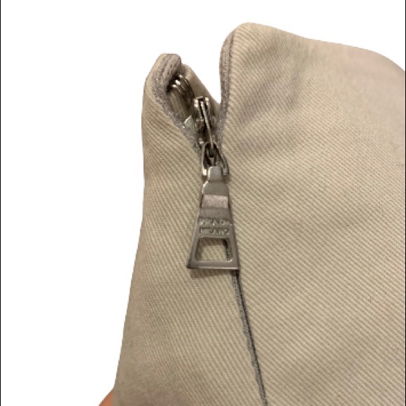 Authentic Prada Pencil Skirt in Beige size 38 - Picture 2 of 10